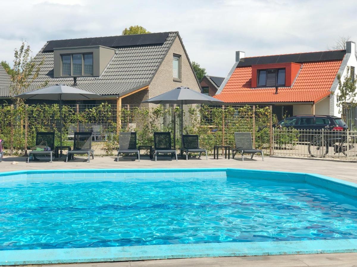 סנט מארטן Bungalow 6 Op Recreatiepark De Wielen מראה חיצוני תמונה
